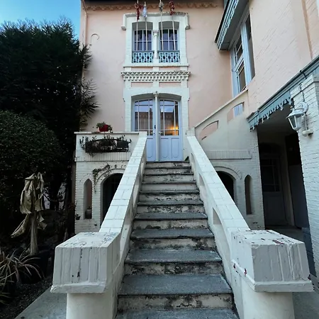 Bis Hyper Centre Апартаменты Баньер-де-Бигор