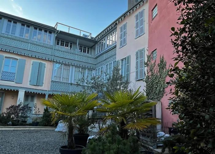 Bis Hyper Centre Апартаменты *