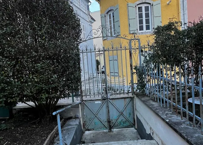 Bis Hyper Centre Баньер-де-Бигор